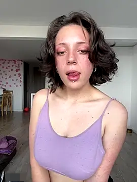 Enyeld_ruru's Webcam Show