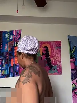 Goldenmami's Webcam Show