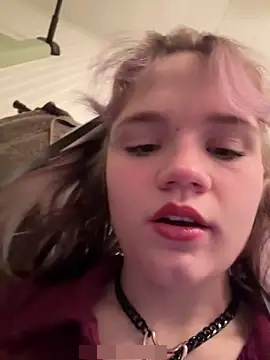 Cutiepiespanks' Webcam Show