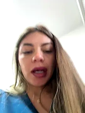 alicee16's Webcam Show