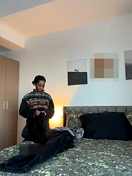 Your_Paris' Webcam Show