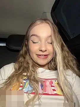 -teenytiny-'s Webcam Show