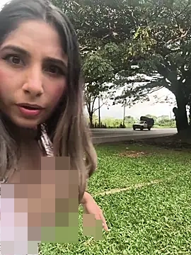 Catalina_ramos' Webcam Show