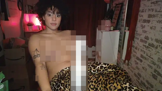 PrettyLittleProblem's Webcam Show