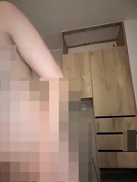 licky_lu's Webcam Show