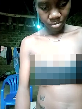 Black_juicy24's Webcam Show