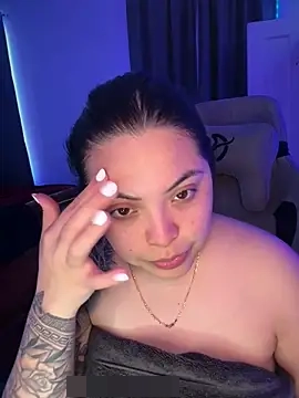 drizzypeach602's Webcam Show