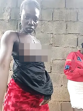 holygrail001's Webcam Show