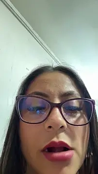 Angie_e's Webcam Show