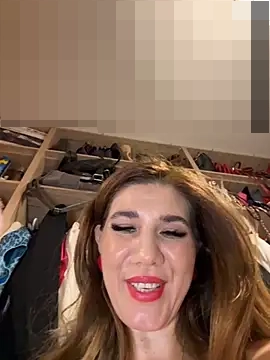 didihairypussy's Webcam Show