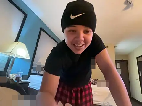 Harmonyxlover's Webcam Show