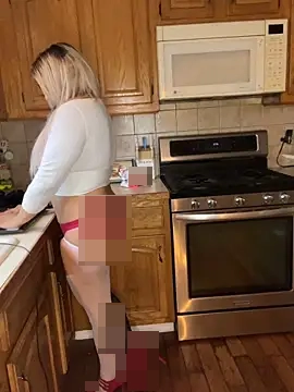 LittleMissEeve's Webcam Show