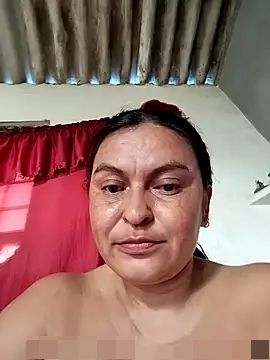 Horny-Mommy-Dirty's Webcam Show