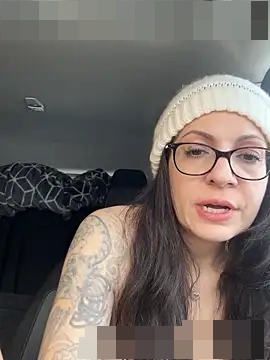 BeautifulMesss' Webcam Show