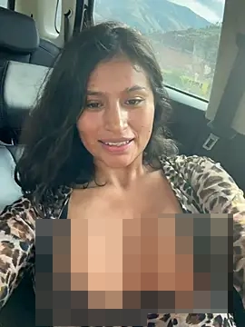 sexi_noemi's Webcam Show