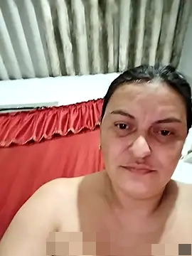 Horny-Mommy-Dirty's Webcam Show