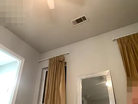 Alyssa_rhoades' Webcam Show