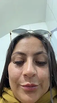 Angie_e's Webcam Show