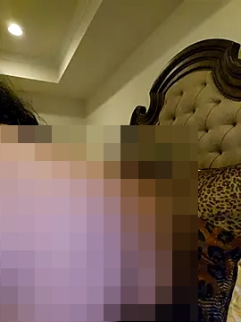 BustyVampyre's Webcam Show