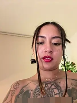 Rae_Lil_White's Webcam Show