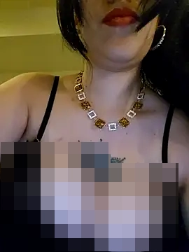 BustyVampyre's Webcam Show