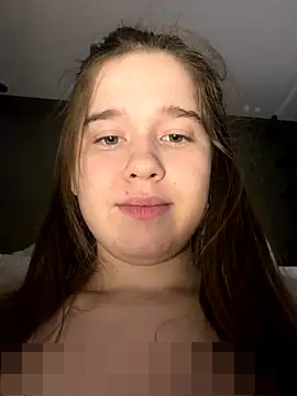 HornyGirlH's Webcam Show