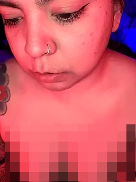 kimmiakiss22's Webcam Show