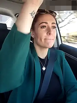 HollyTattoo's Webcam Show