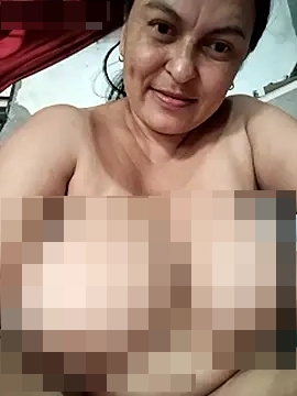 Horny-Mommy-Dirty's Webcam Show