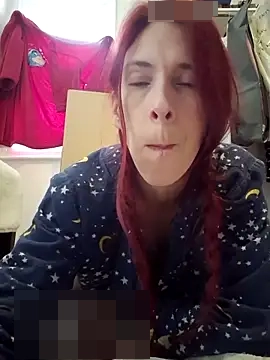 poleslut69's Webcam Show