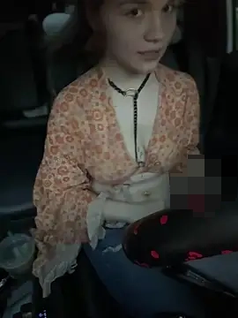 Cutiepiespanks' Webcam Show