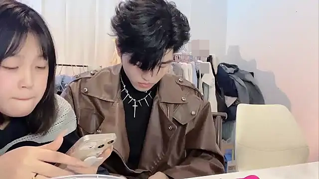 zhouzhou_YC's Webcam Show