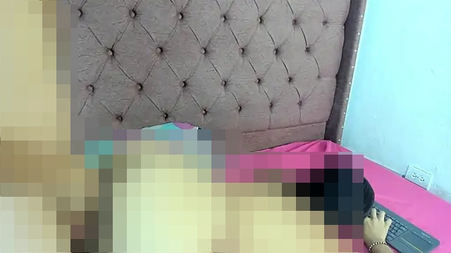 couple_hotfox's Webcam Show