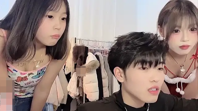 zhouzhou_YC's Webcam Show