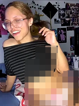 maisie_goldxx's Webcam Show