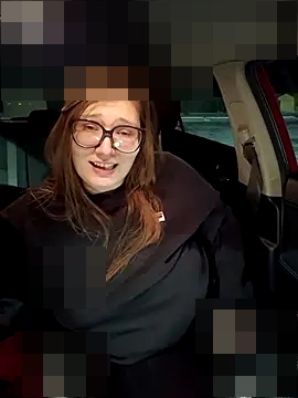 wildyoungNhorny's Webcam Show