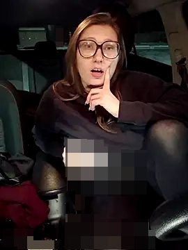 wildyoungNhorny's Webcam Show