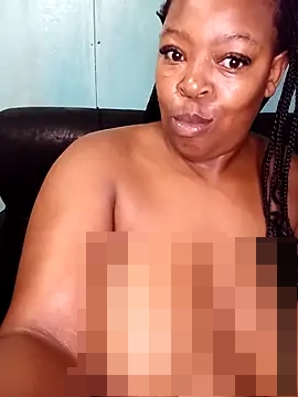 curvyloneah75's Webcam Show