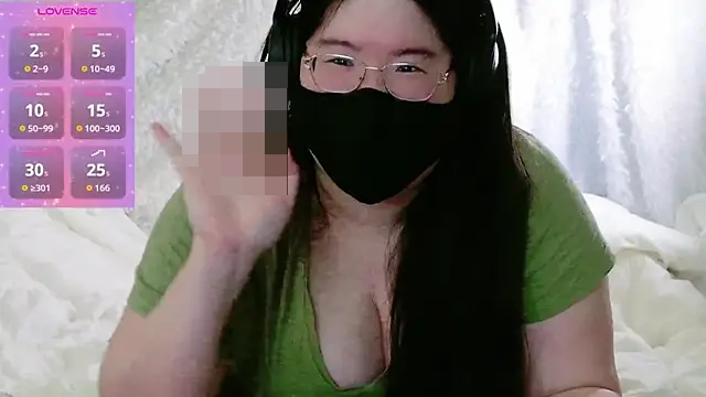 Kara-Nuna's Webcam Show