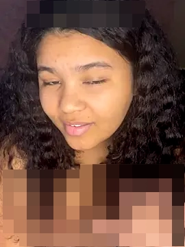 KittyLoroi's Webcam Show