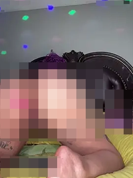 RenaThickAss' Webcam Show