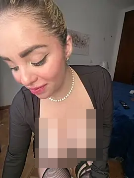 Alirawrz's Webcam Show