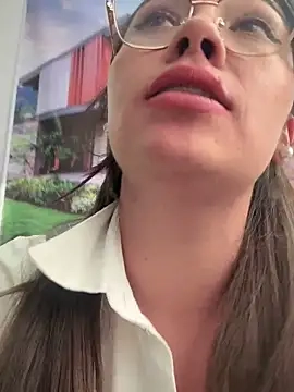 LIZ-06_'s Webcam Show