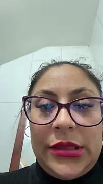 Angie_e's Webcam Show