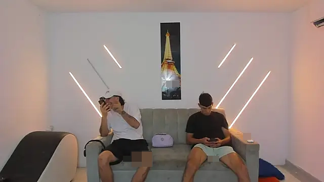 brutal_sex_room2's Webcam Show