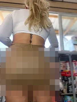 sammyqueenx21's Webcam Show