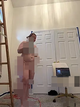 GingerSnap33's Webcam Show