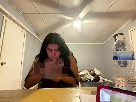 Maybelol06's Webcam Show