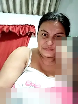 Horny-Mommy-Dirty's Webcam Show