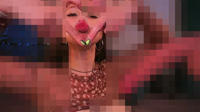 karolineneuer_'s Webcam Show